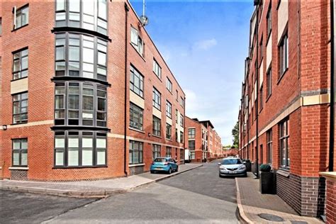 Search properties for sale ; Make offers on the move. . 2 bed flat to rent hockley